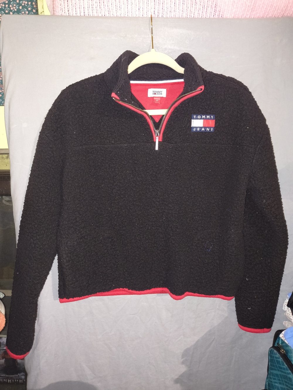 Tommy Hilfiger Men's Black Sherpa Half-Zip Pullover with Red Trim